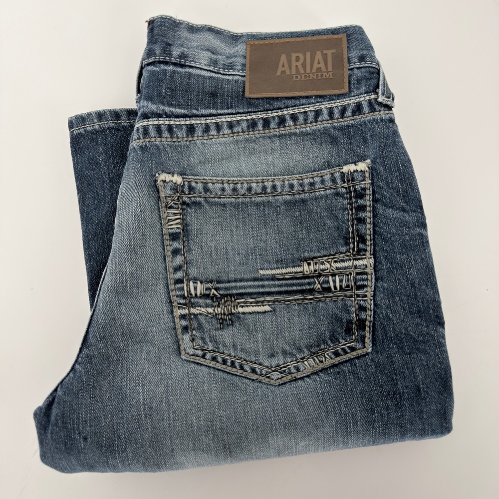 NWOT Ariat M6 Slim Boot Jeans Mens 32x38 Medium Wash Denim 10020788